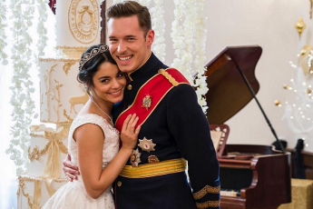 Vanessa Hudgens Stars in a New Netflix Royal Christmas Movie!