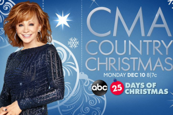 Reba McEntire to Host the 2018 CMA Country Christmas