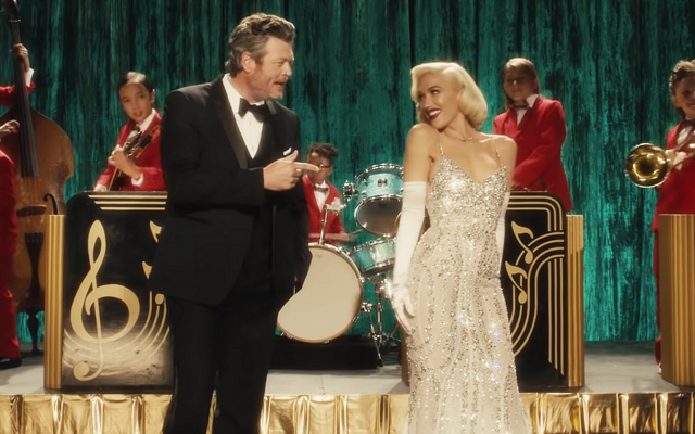Gwen Stefani & Blake Shelton Premiere 'You Make It Feel Like Christmas' Music Video!