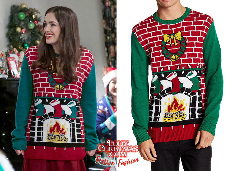 Elizabeth Henstridge & Ryan Paevey Share Traditions in 'Christmas at The  Plaza' (PHOTOS)