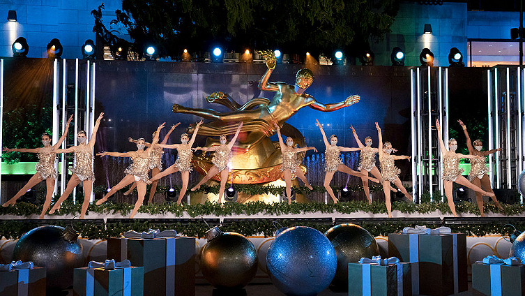 "Christmas in Rockefeller" Airs on NBC Today: Find Out Who's Performing!