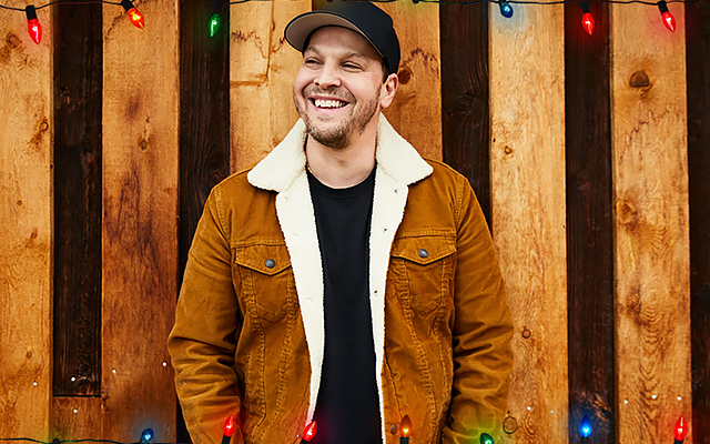 Gavin DeGraw to Release 'A Classic Christmas' Album Next Month!